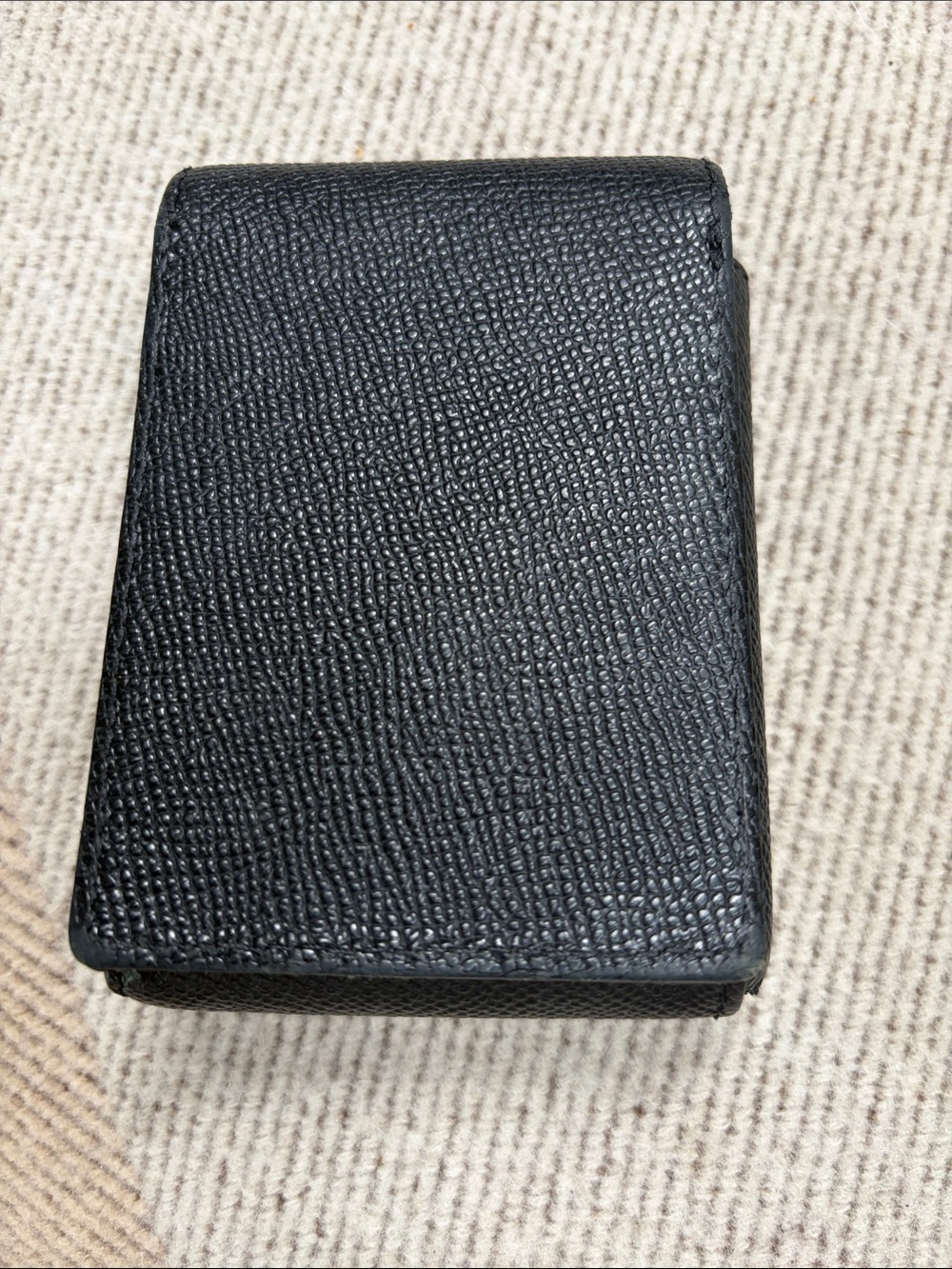 CHANEL Black Caviar Leather Card & Key Holder with Gold CC - Picture 7 of 10